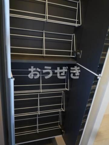 ミーレ横浜の玄関