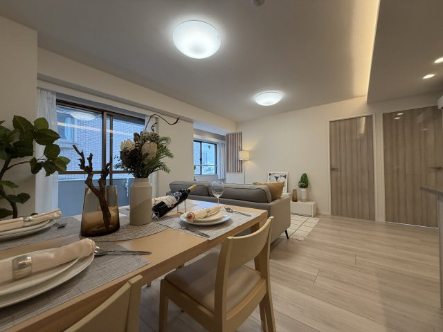 中野区本町３丁目の中古マンションの居間・リビング