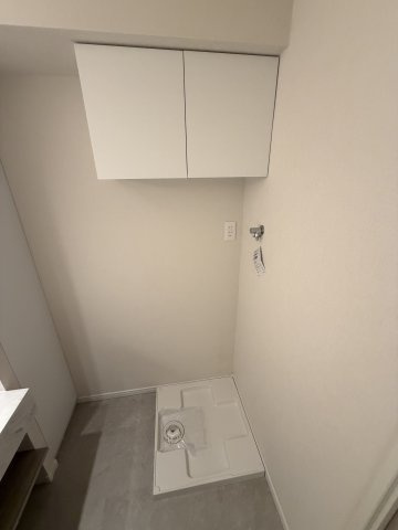 中野区本町３丁目の中古マンションのランドリースペース