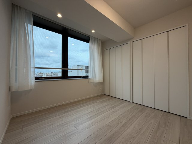 中野区本町３丁目の中古マンションの洋室|（約5.4帖）