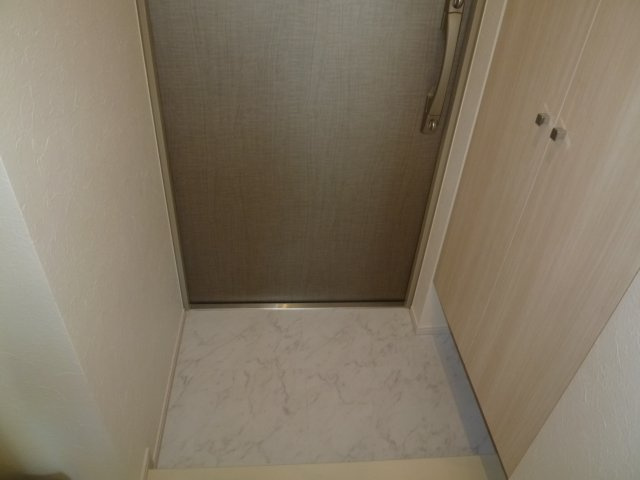 スプランディッド江東住吉の玄関