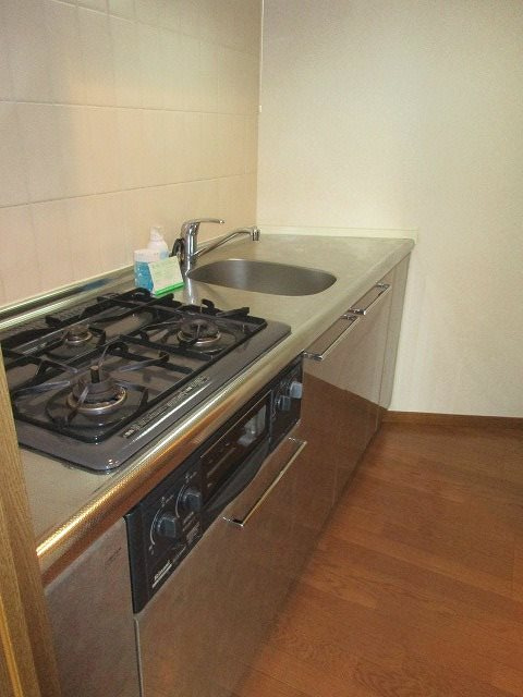 ステージファースト白山のキッチン|システムキッチン