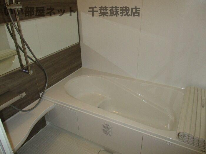 エバーグリーンの浴室|ゆったり過ごせるお風呂です