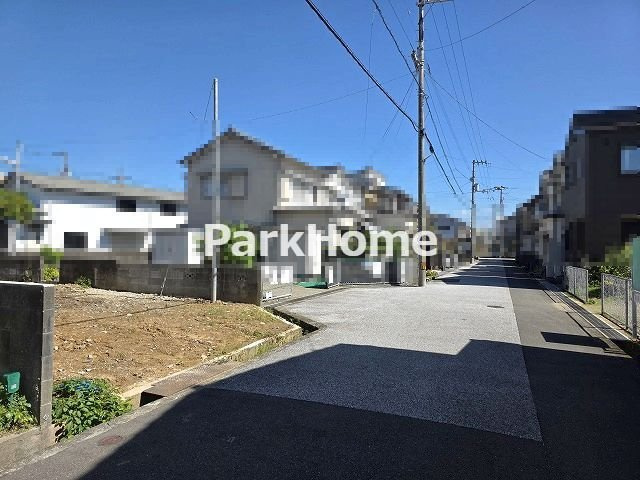 高知市高須東町 ② 新築戸建ての前面道路含む現地写真