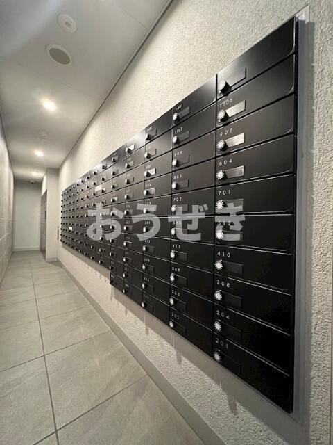ＧＥＮＯＶＩＡ綾瀬Ⅱのその他共用部分|メールボックス