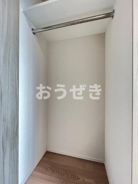 ＧＥＮＯＶＩＡ綾瀬Ⅱの収納|クローゼット
