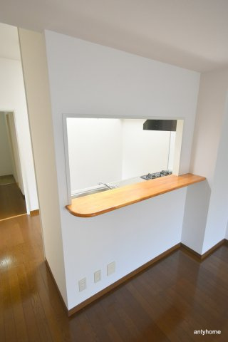 カルム西野Ⅱ　仲介手数料無料のキッチン