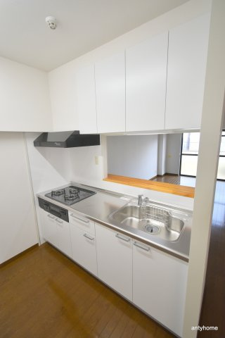 カルム西野Ⅱ　仲介手数料無料のキッチン