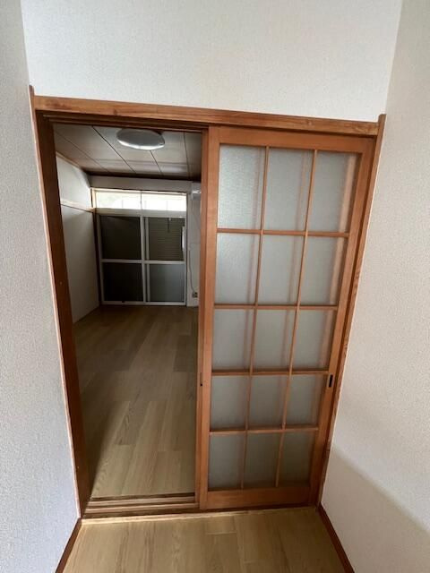 【玄関】