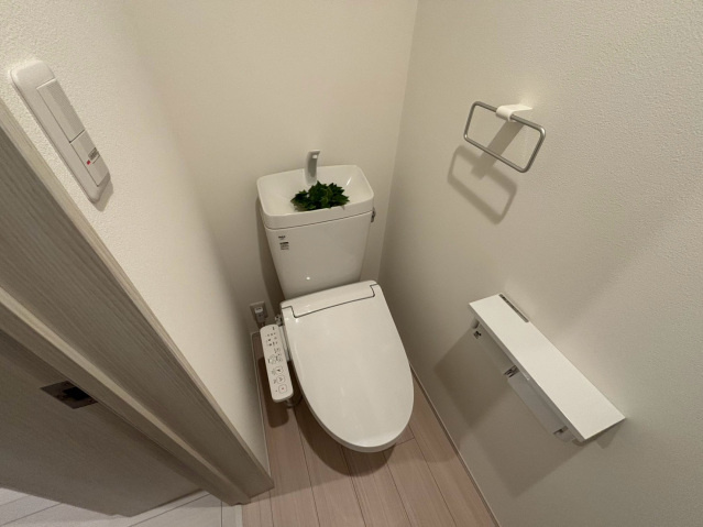 エクシア御井駅前のトイレ|落ち着いたトイレです