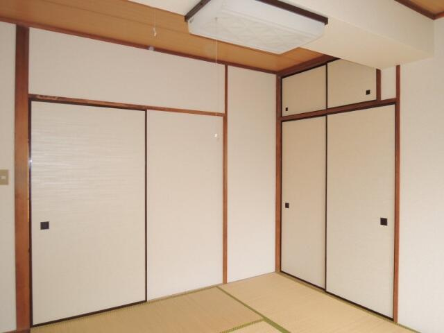 会田ビルの和室