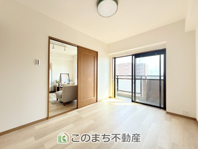 STパールハイツの洋室|南向きで陽当たりの良い洋室♪風通しもよく快適です☆