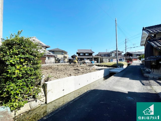 守山市小島町　第6期　新築一戸建ての外観|周辺は落ち着いた街並みの住宅地！子育てがしやすい住環境です！まだ未完成ですが、現地でしかわからない事もございます。是非一度ご覧ください。
