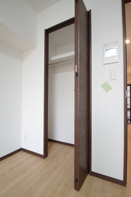 熊本市中央区薬園町の賃貸マンションの収納