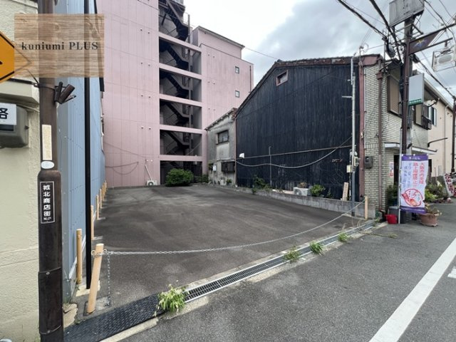 大阪市旭区赤川3丁目の前面道路含む現地写真