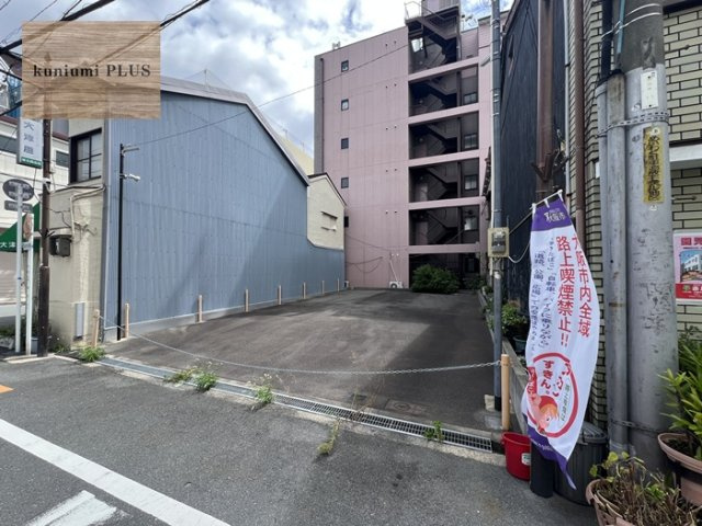 大阪市旭区赤川3丁目の前面道路含む現地写真