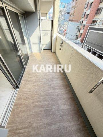 ベルンガーデン上本町のバルコニー