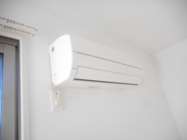 【設備】 | ルミエール参番館 | エアコン