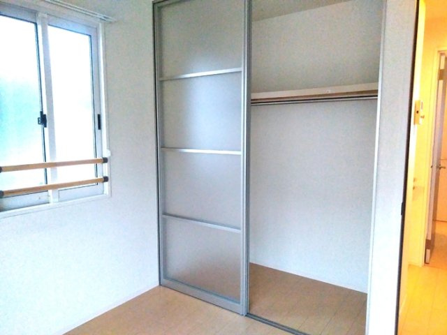 あざみのひるずⅠの収納|Ⅰ102 ２階洋室物入