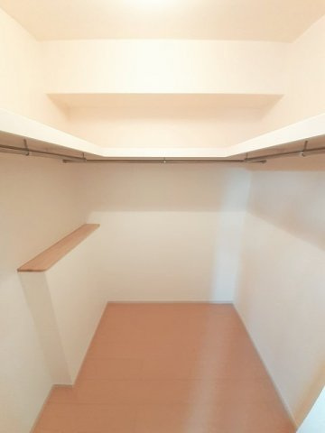 ＪａｄｅＨｏｕｓｅ　Ｃの収納|小物を収納するのに便利です