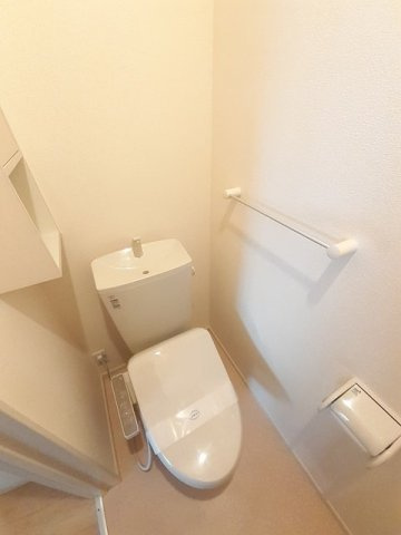 ルーベル宇多津Ｆのトイレ|シンプルで使いやすいトイレです
