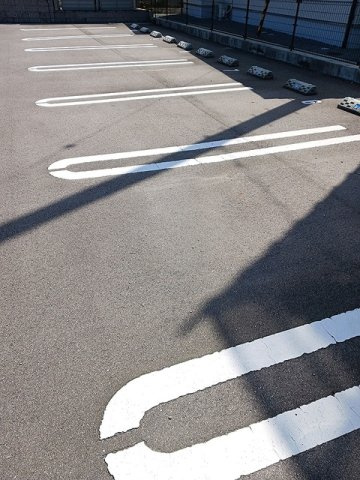 ルミエールの駐車場|駐車場があります