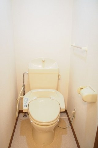 エヴァーグリーン　Ｂのトイレ|清潔感のあるトイレです