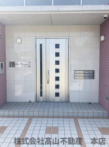ステラ古野のエントランス