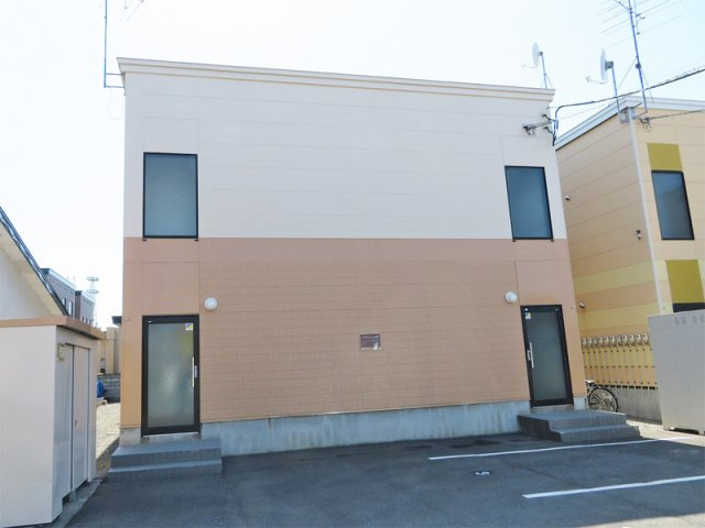 レオパレスオーキッドの外観|物件の外観です