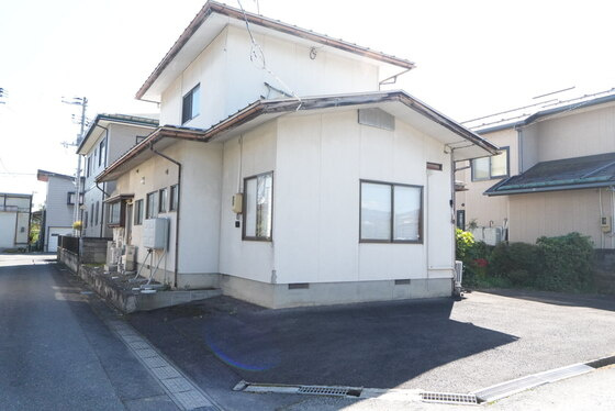 【中古住宅】中山町大字長崎字古川戸建ての外観