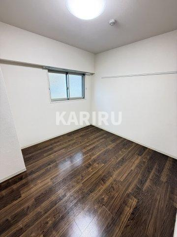 ベルンガーデン上本町の寝室