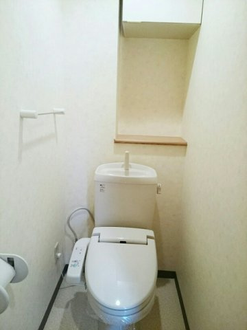 ベルグランデＢのトイレ|落ち着いたトイレです