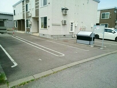 ビリーブ　グットⅠの駐車場|駐車場に車を止められます