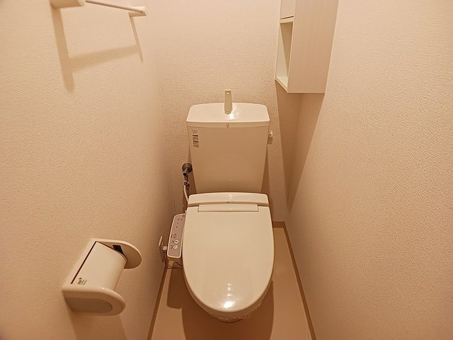 レガーレⅠのトイレ|落ち着いたトイレです