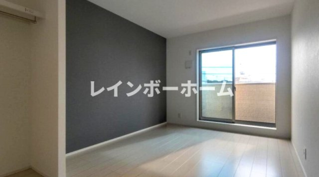 ラ・ブリーズ壱番館の居間・リビング|ゆったり過ごせる居間です