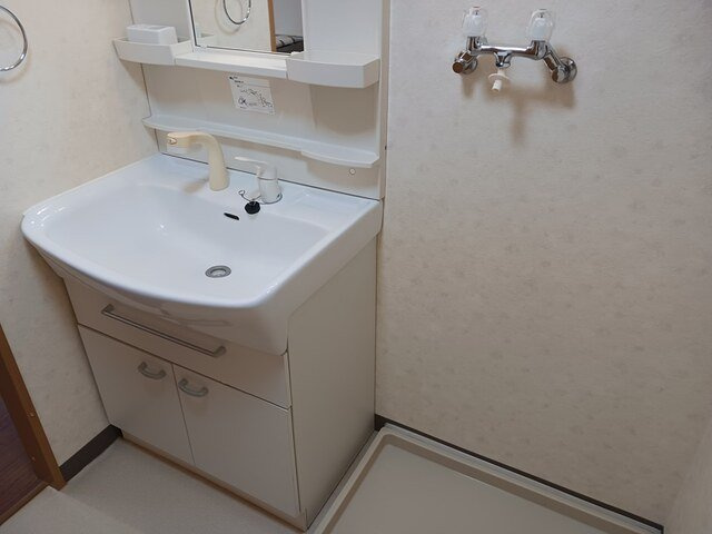 ベルグランデＡの洗面所|コンパクトで使いやすい洗面所