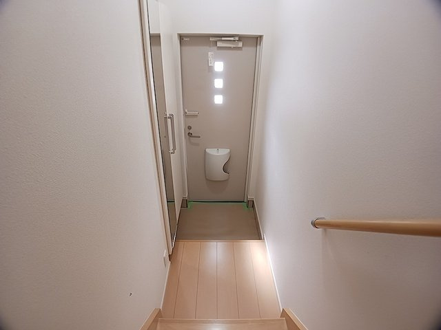 サンライズ彩の玄関|シンプルで使いやすい玄関です