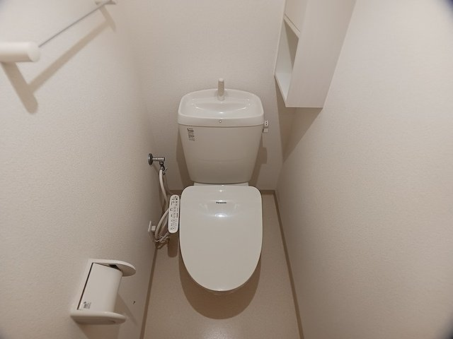 サンライズ彩のトイレ|清潔感のあるトイレです