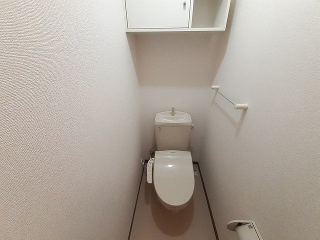 シティフォレスト８２のトイレ|ゆったりとした空間のトイレです