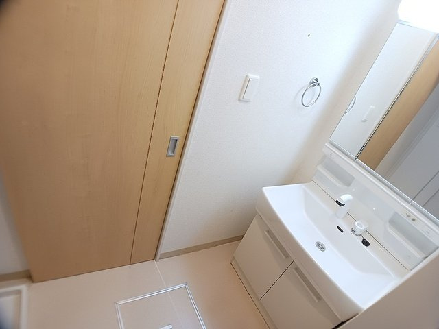 パンプキンⅤの洗面所|広い洗面スペース