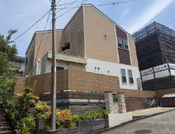 川崎市麻生区　アザーレ・クオン新百合ヶ丘Ⅱ