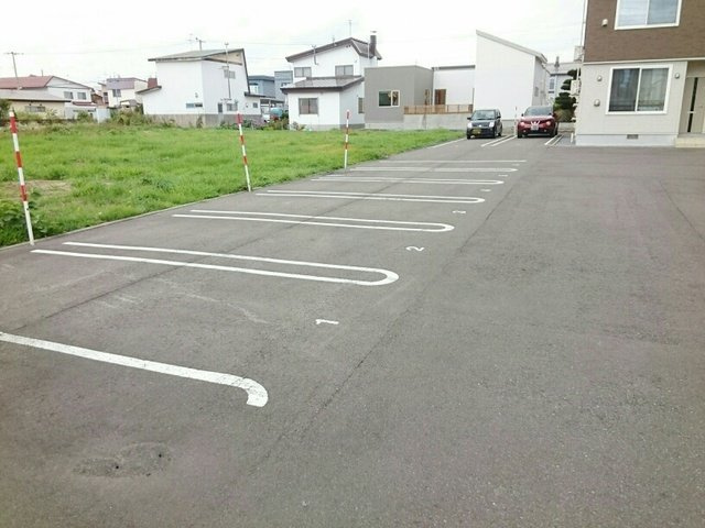 セレーノⅡの駐車場|駐車スペースもあります