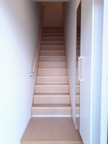 プレリュードの玄関|落ち着いた玄関です
