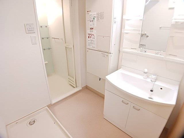 ル・シエルの洗面所|コンパクトで使いやすい洗面所