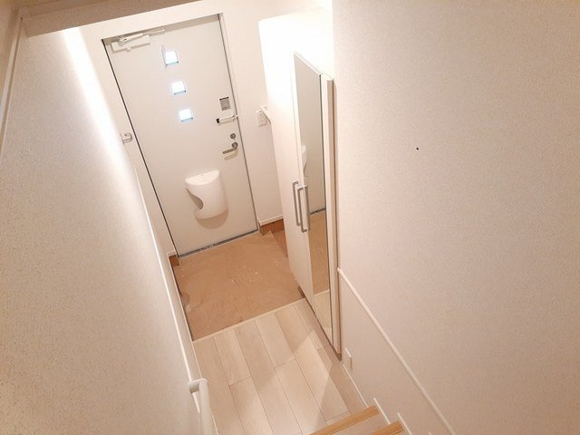 シャインハイツ　モアの玄関|毎日通る玄関はこちらです