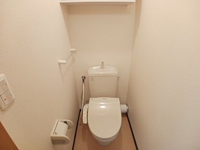 カーサイリーデのトイレ|ゆったりとした空間のトイレです