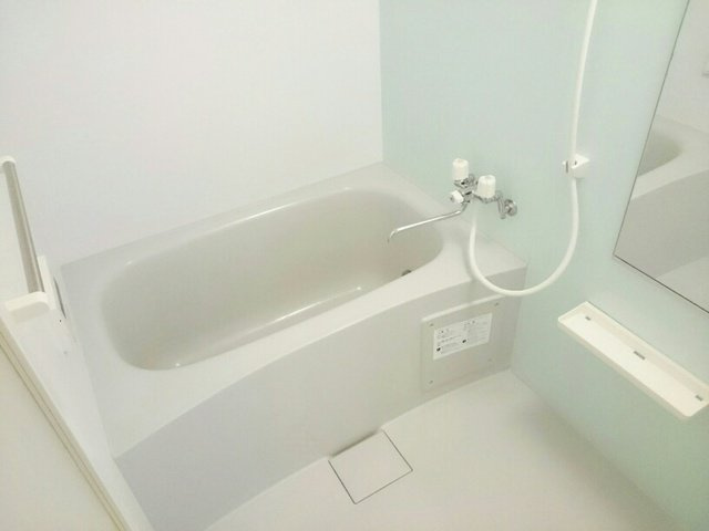 ボヌールの浴室|コンパクトで使いやすいお風呂です