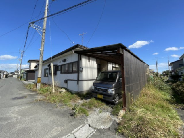 十和田市大字三本木字西小稲