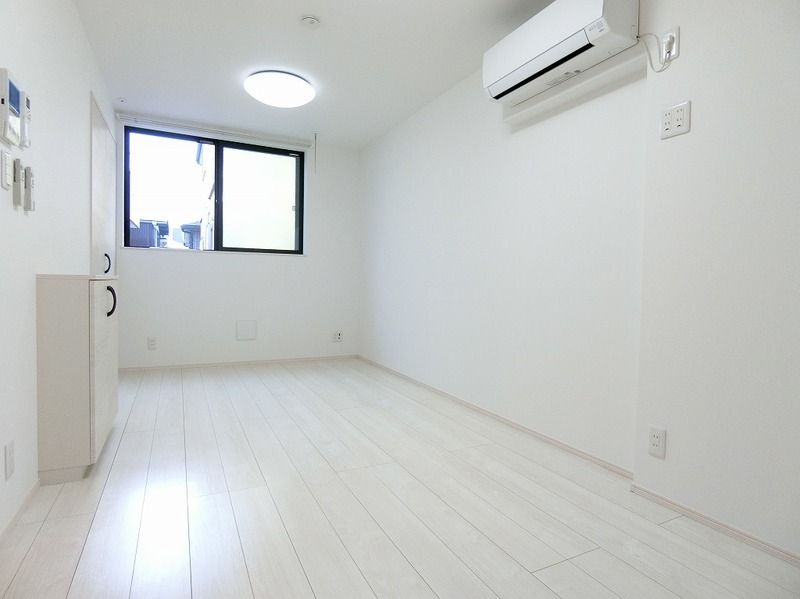 Casa“Camino”二子玉川の居間・リビング