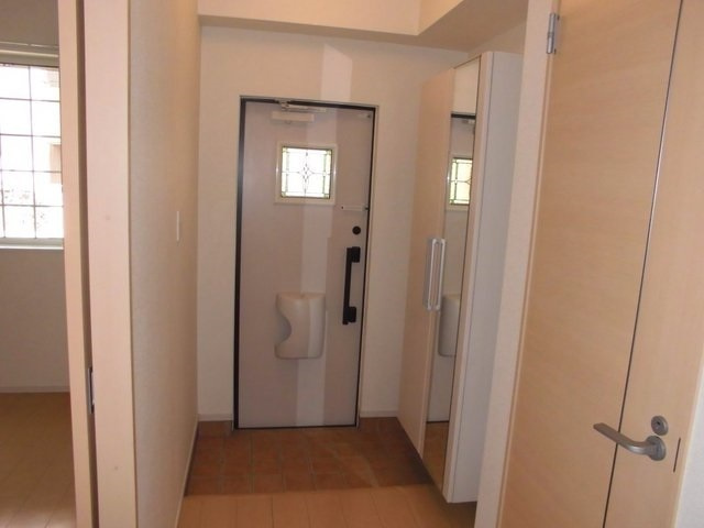 サンラティエVの玄関